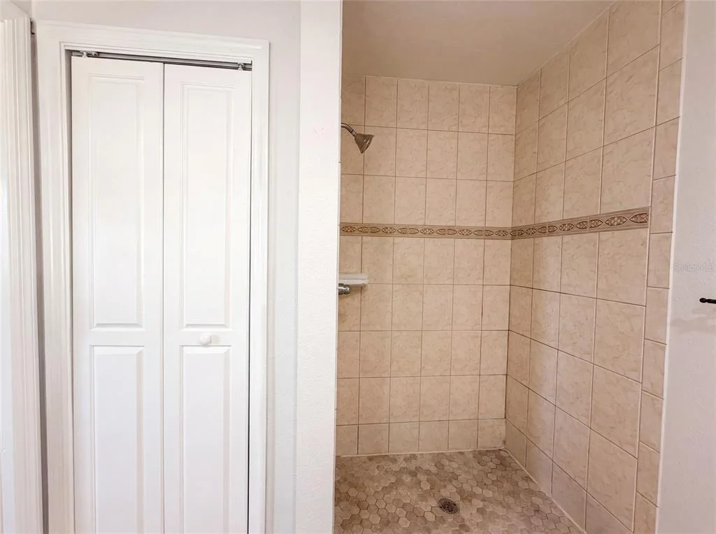 Photo of 1672 JUPITER ROAD