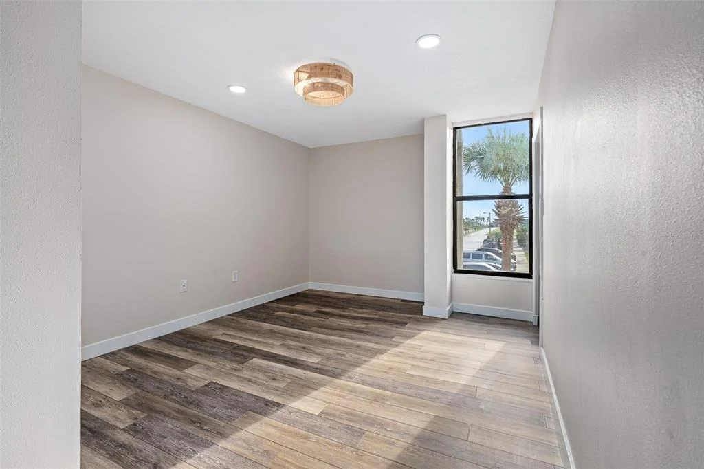 Photo of Unit UT87 at 5500 OCEAN SHORE BOULEVARD
