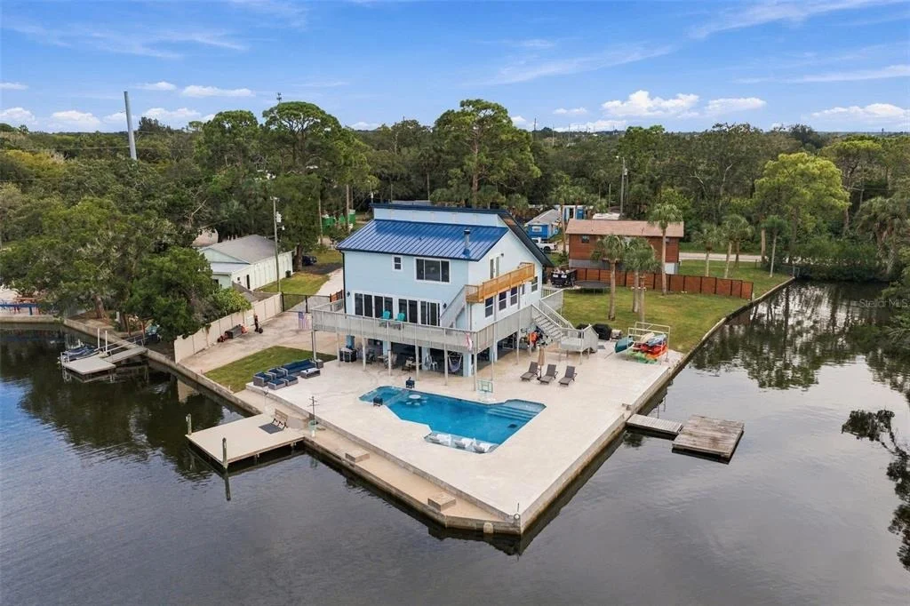 Photo of 14523 BARLOW LANE