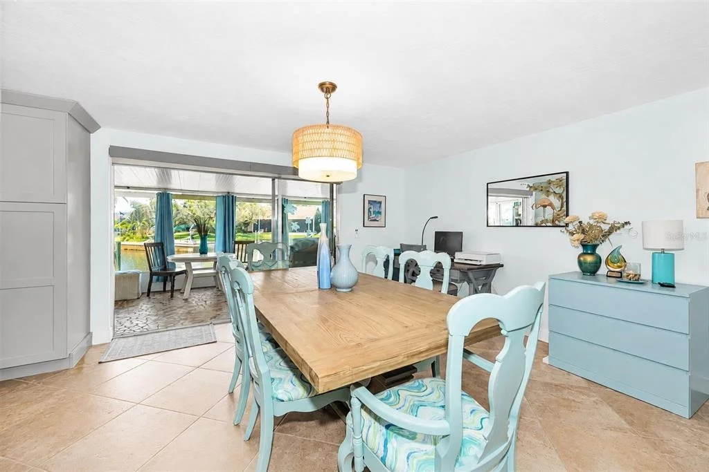 Photo of 4825 SHELL STREAM BOULEVARD