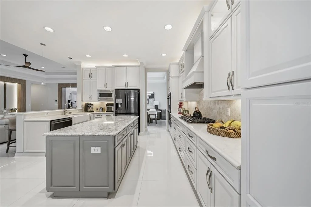 Photo of 2420 COCO PALM CIRCLE