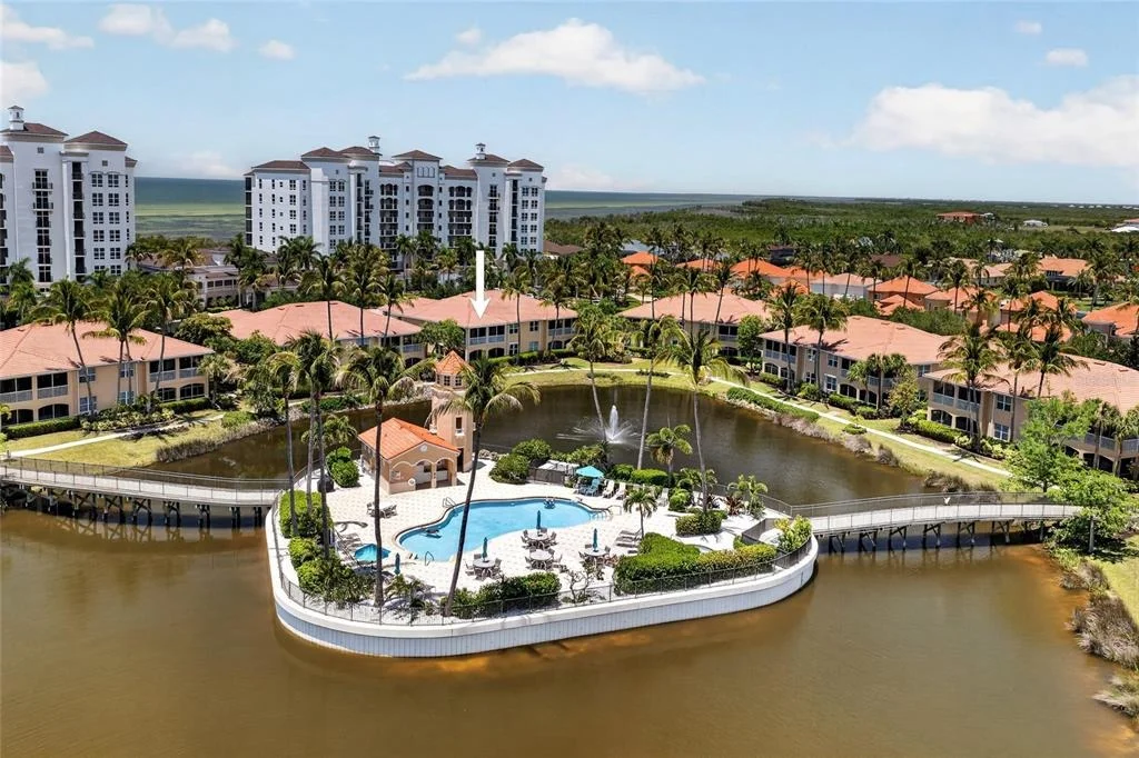 Photo of Unit D at 3336 SUNSET KEY CIRCLE