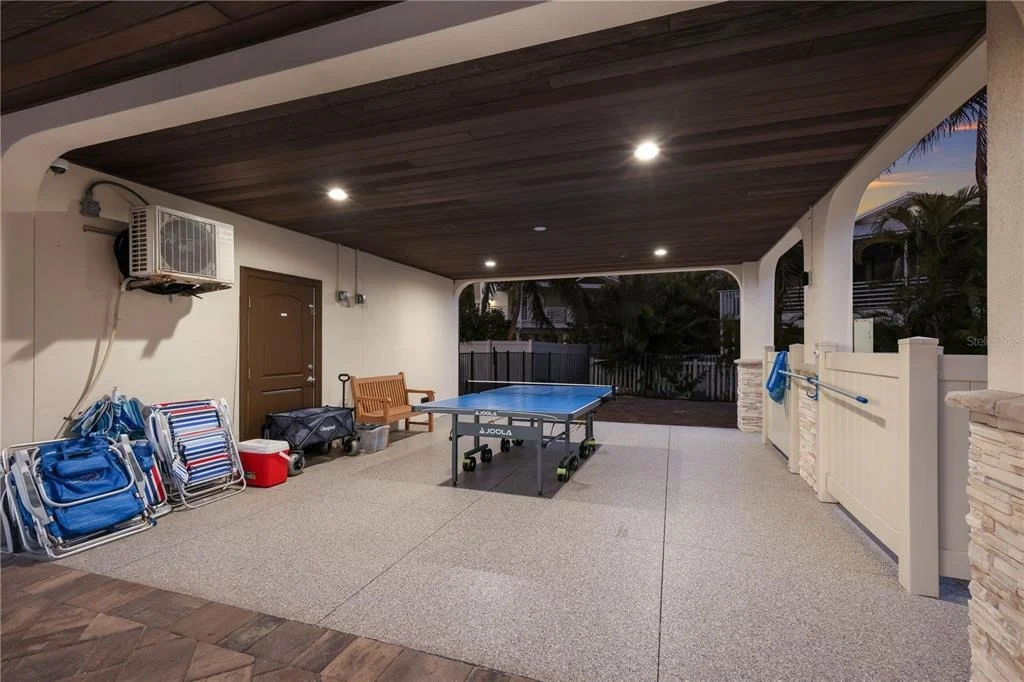 Photo of 313 HAMMOCK CIRCLE
