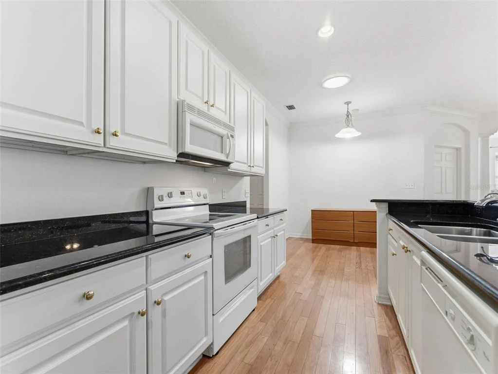 Photo of 8045 BRIEN GREEN WAY