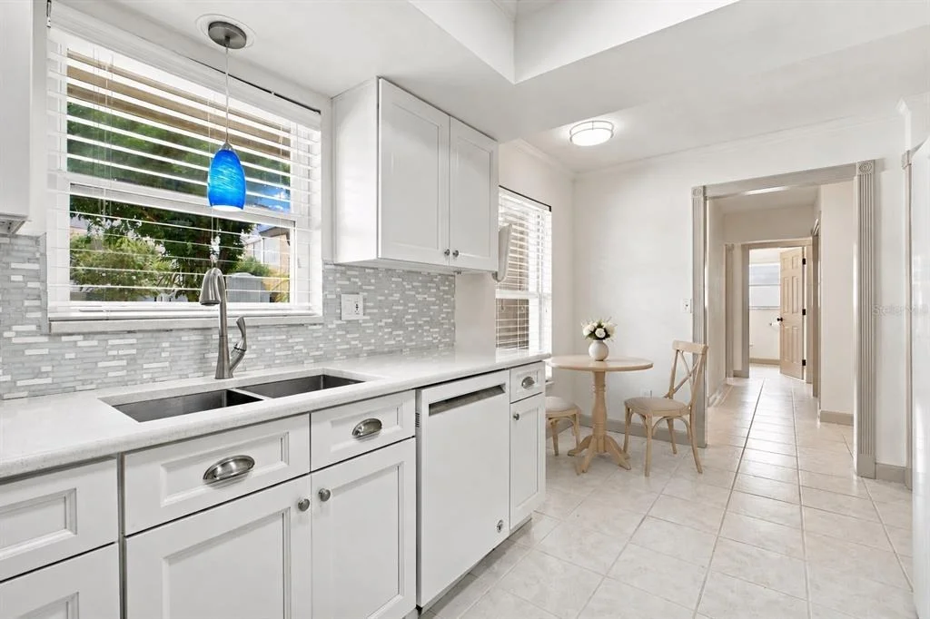 Photo of 2336 MALCOLM DRIVE