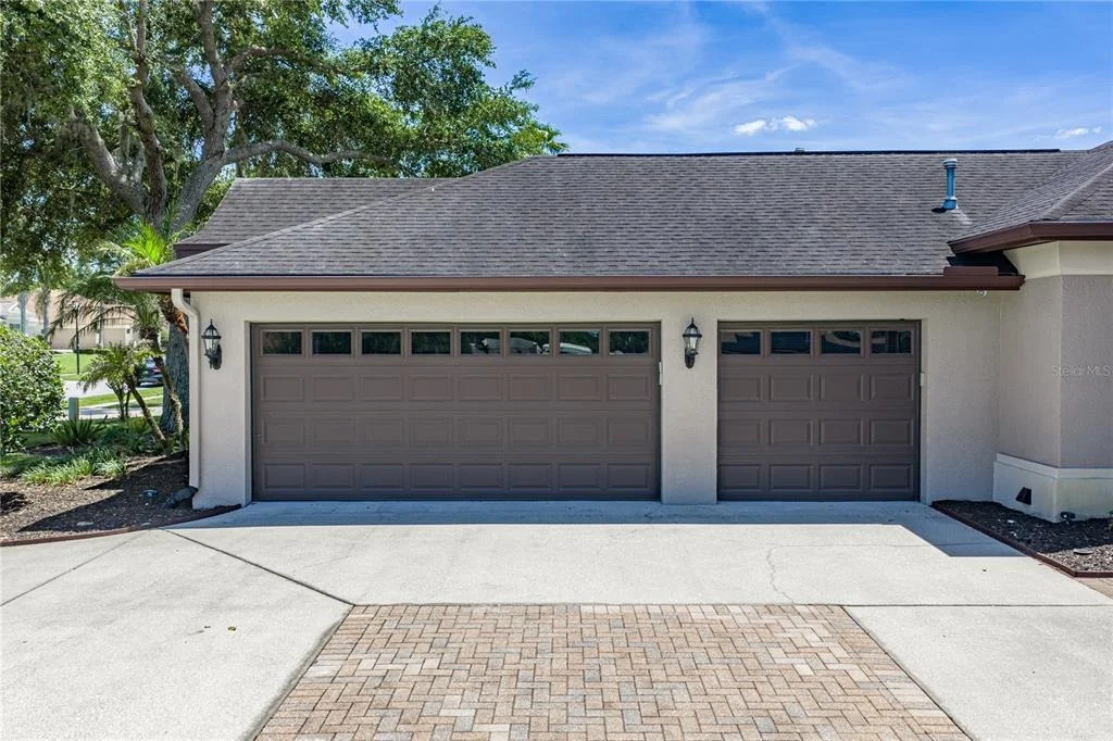 Photo of 6105 AUDUBON MANOR BOULEVARD