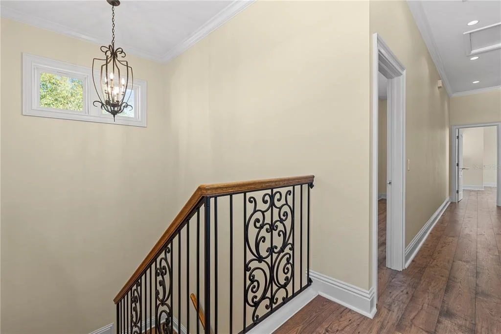Photo of 3952 VERSAILLES DRIVE