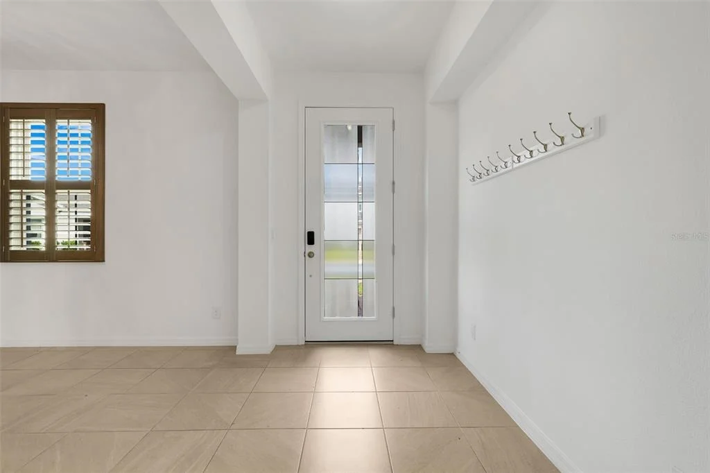 Photo of 935 BENJAMIN TRAIL
