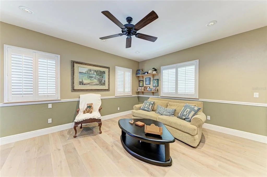 Photo of 39321 WASHINGTON LOOP ROAD