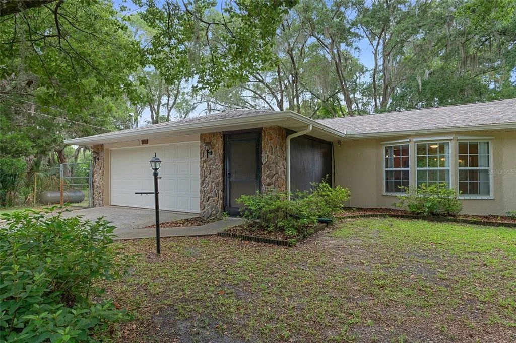 Photo of 5931 N BROOKGREEN DRIVE