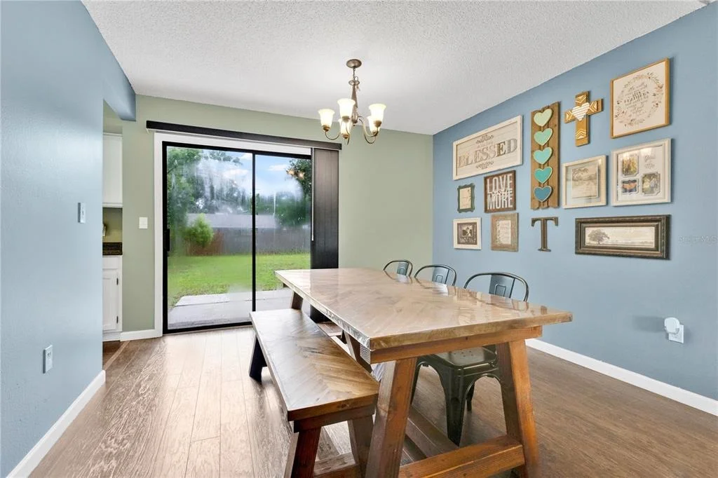 Photo of 2323 VIEW WAY