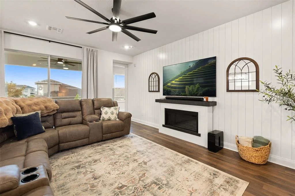 Photo of 16974 CEDAR VALLEY CIRCLE