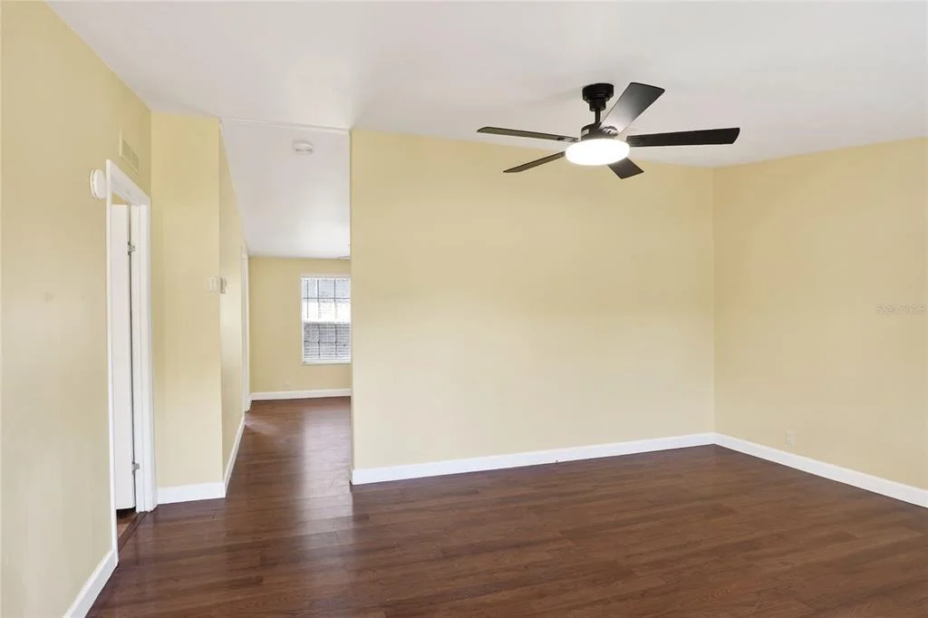 Photo of 321 KENT ROAD