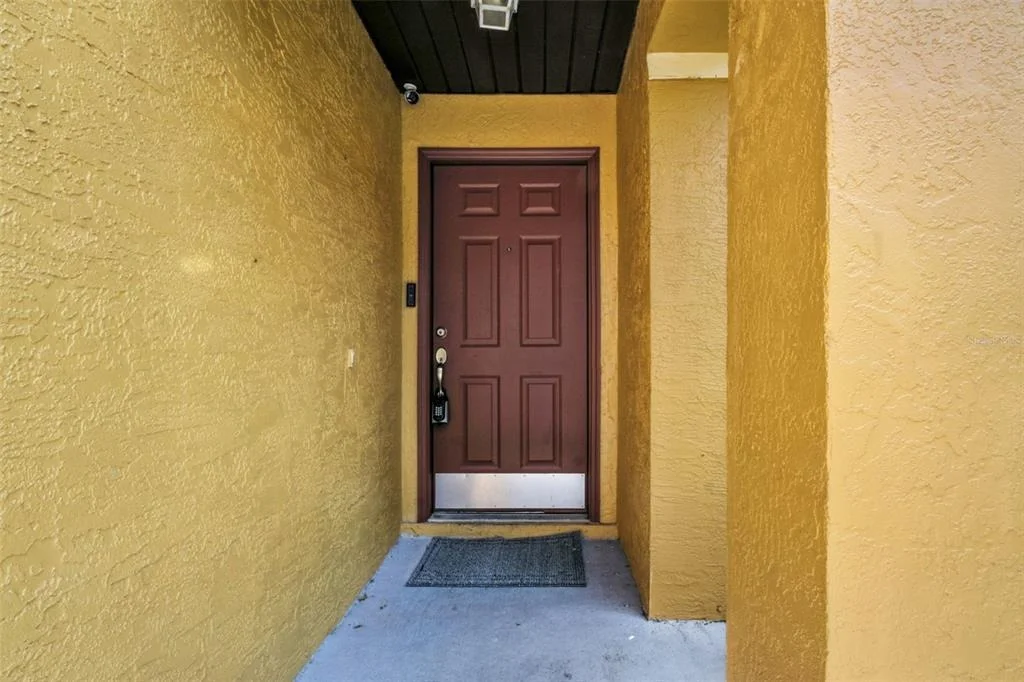Photo of 6084 BROOKHILL CIRCLE