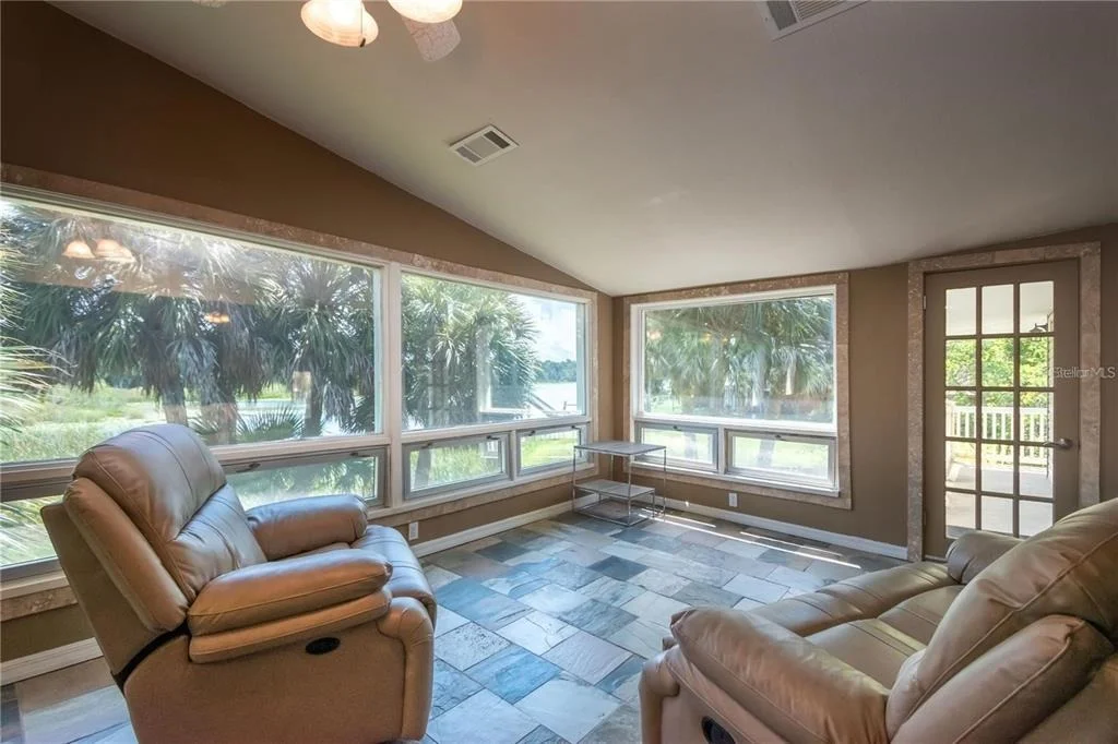 Photo of 3 SE OCALE WAY