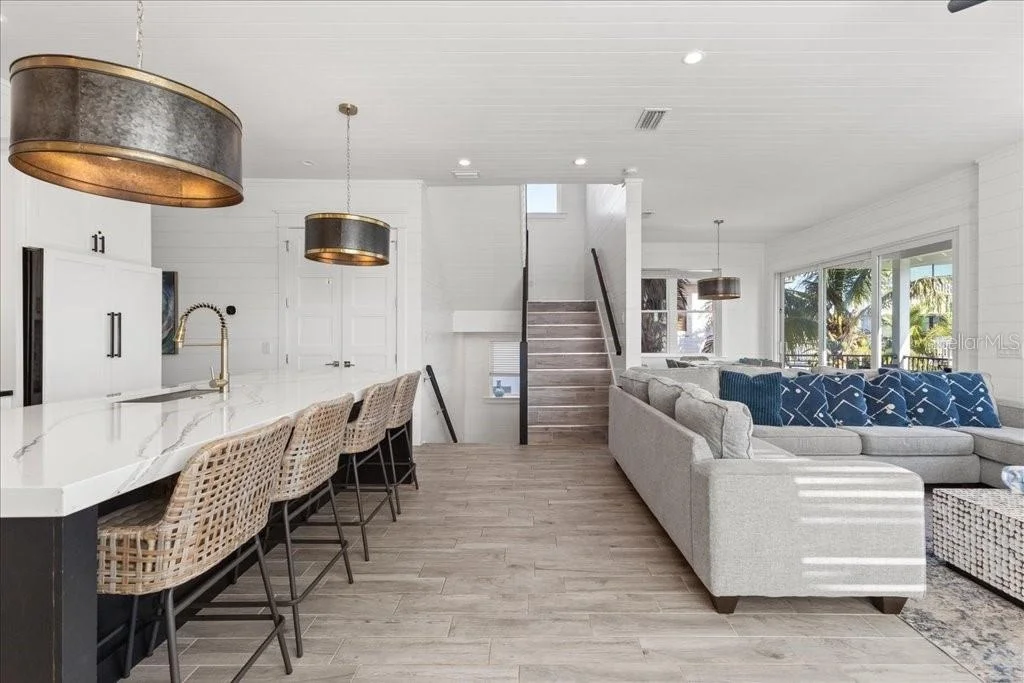 Photo of 239 S HARBOR DRIVE