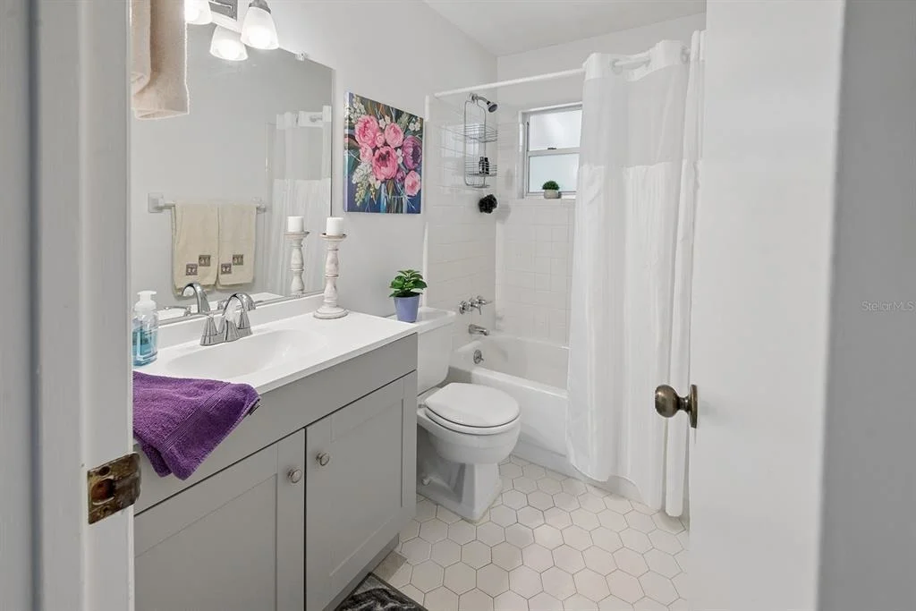 Photo of 102 SWANS NEST CIRCLE