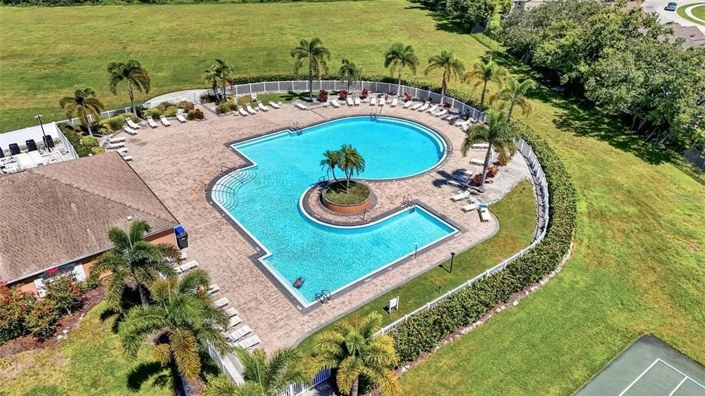 Photo of 4623 SANIBEL WAY