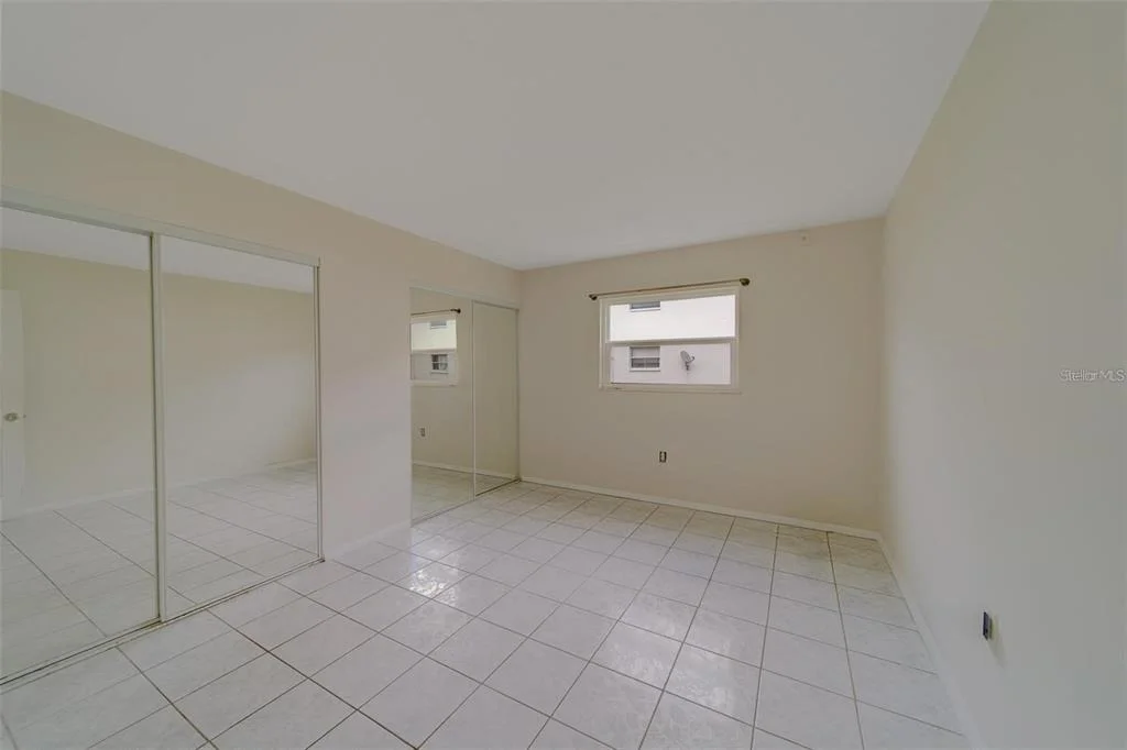 Photo of Unit F12 at 2500 HARN BOULEVARD