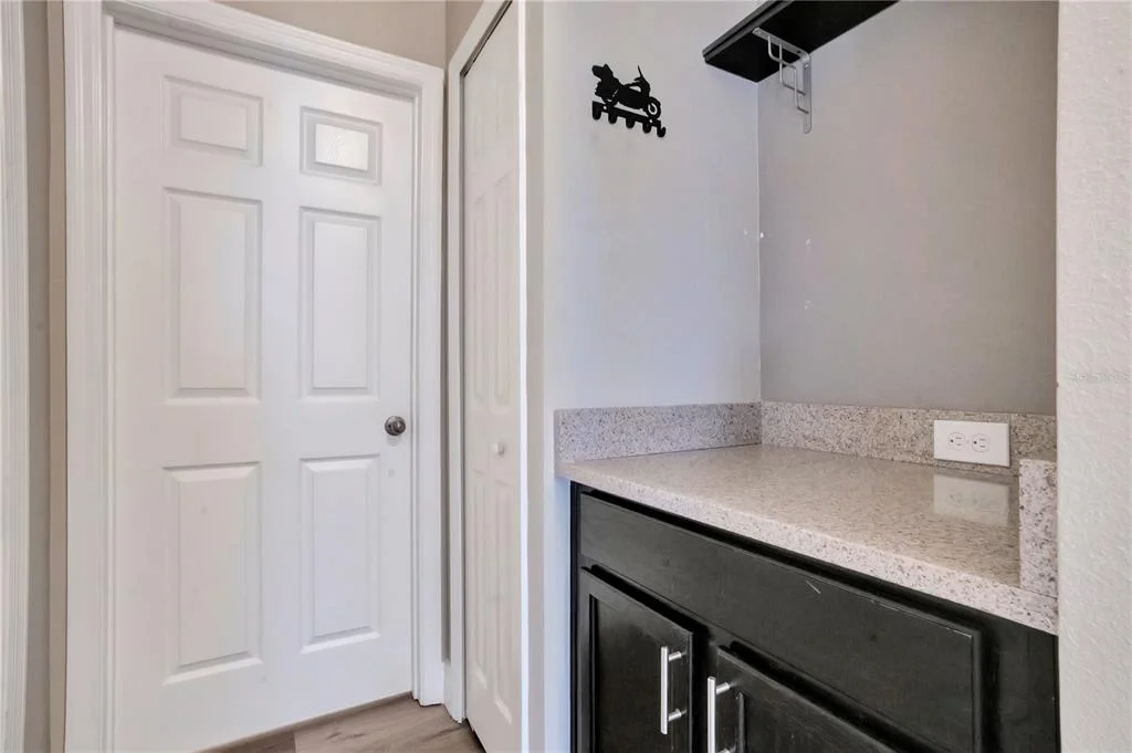 Photo of 6867 SUNDROP STREET