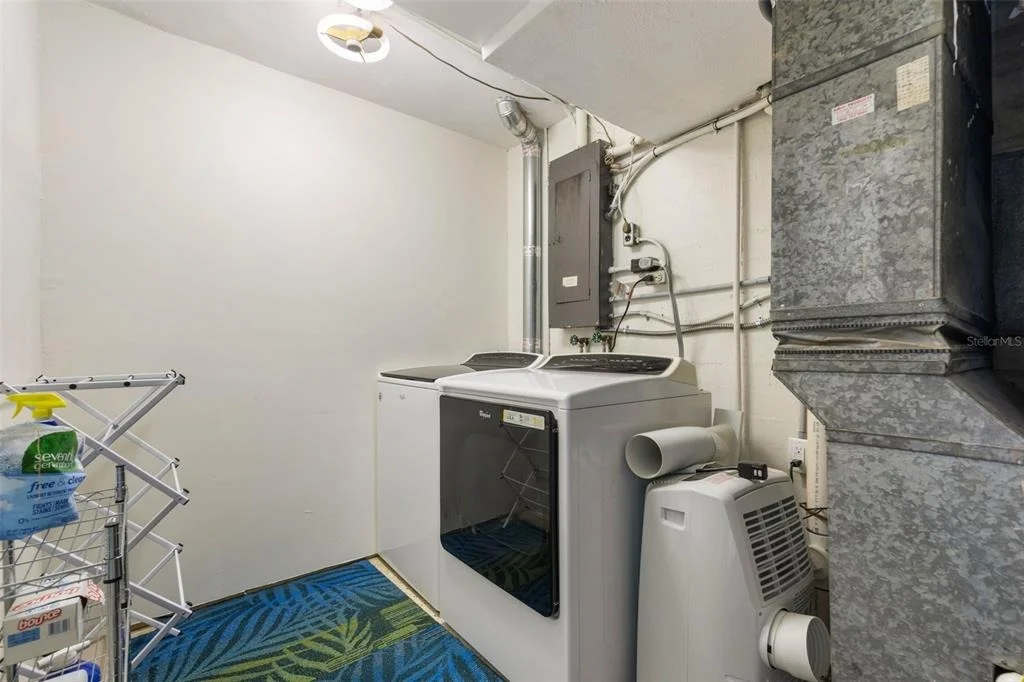 Photo of 76 BANYAN DRIVE