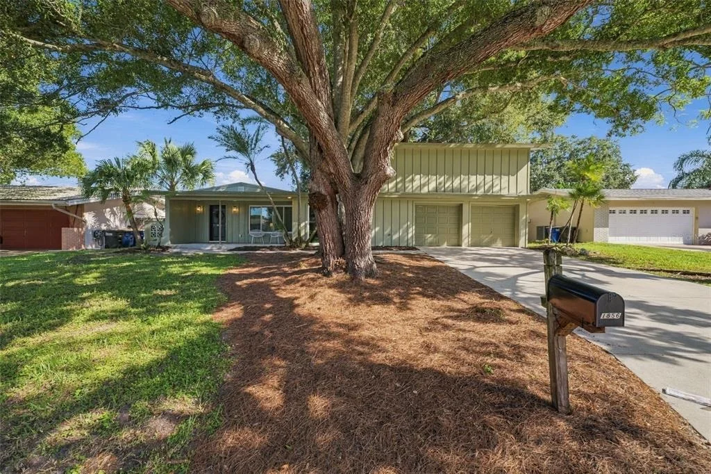 Photo of 1856 FRANCIS DRIVE