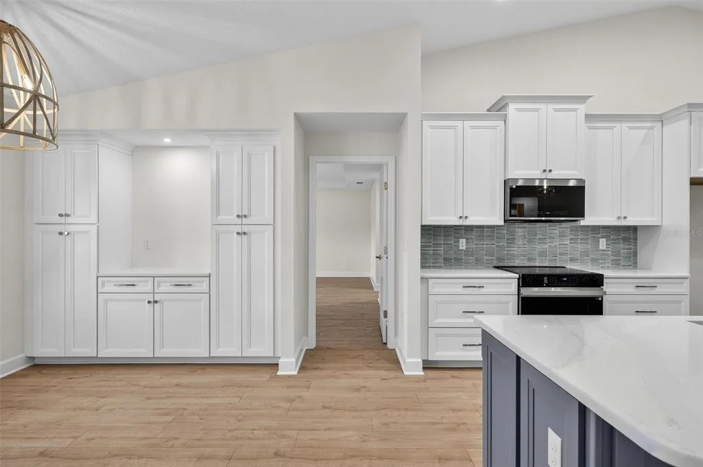 Photo of 15 ERIC DRIVE