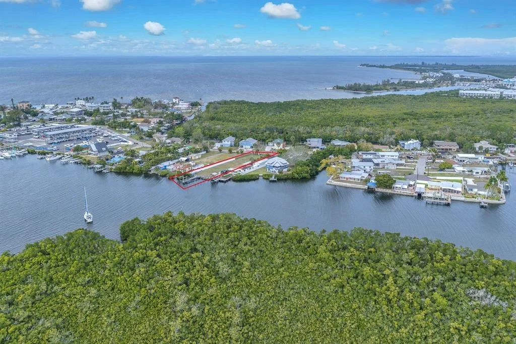 Photo of 3304 W SHELL POINT ROAD