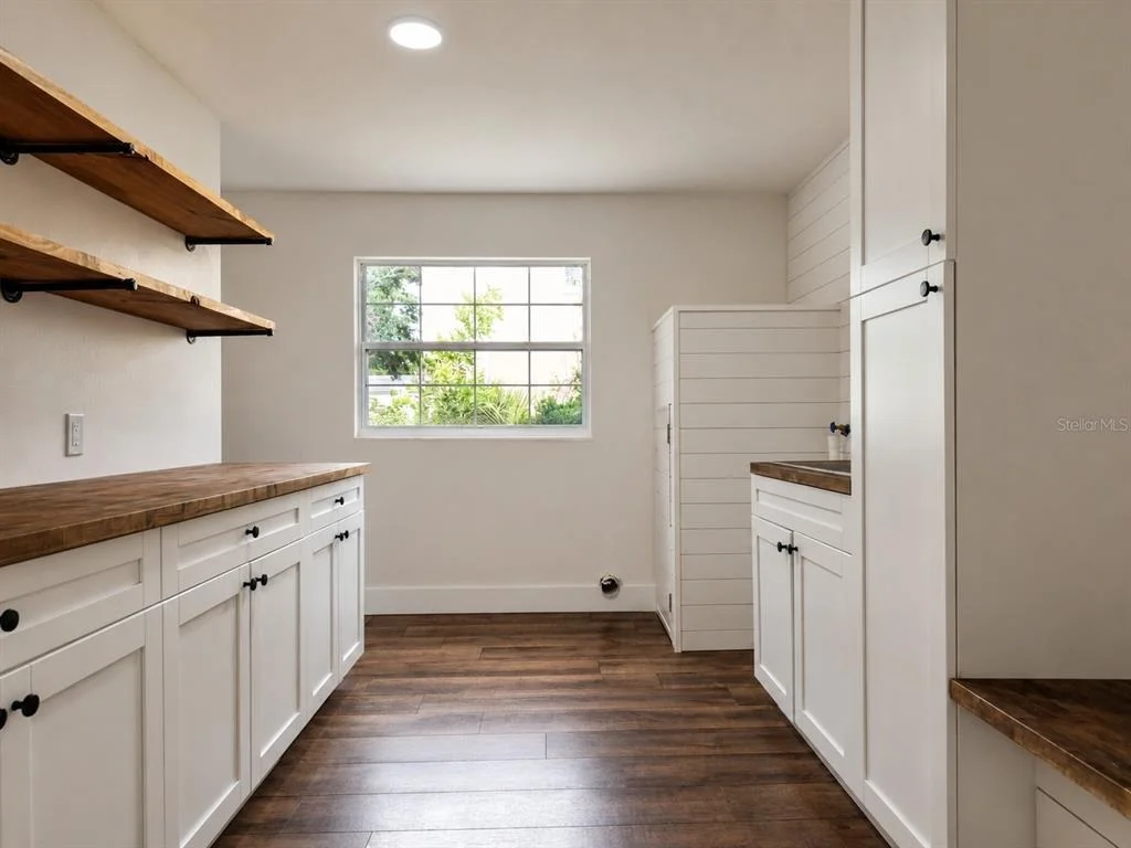 Photo of 810 ALLAMANDA DRIVE