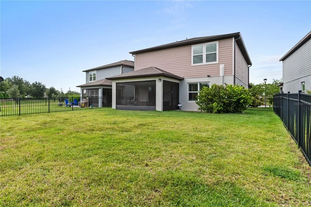Photo of 9109 ROYAL RIVER CIRCLE