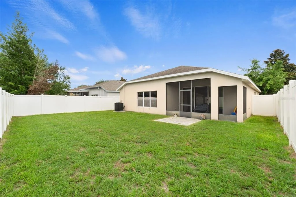 Photo of 14450 WAKE ROBIN DRIVE