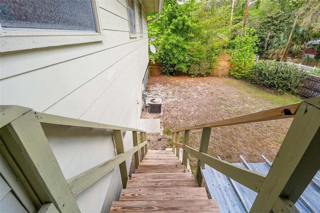 Photo of 505 NW 37TH PLACE