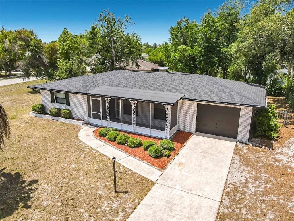 Photo of 930 TROY DRIVE