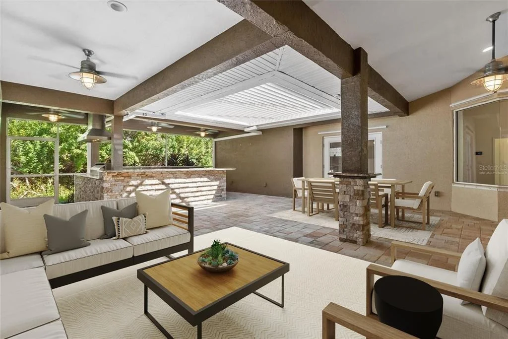 Photo of 4239 CORSO VENETIA BOULEVARD