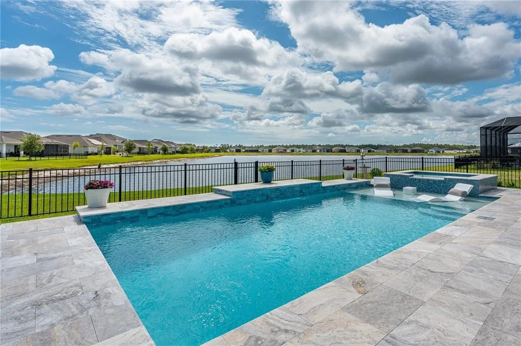 Photo of 268 MOSAIC BOULEVARD
