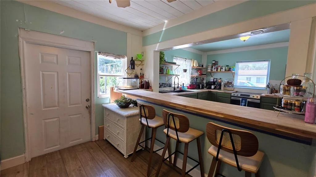 Photo of 1702 26TH STREET W