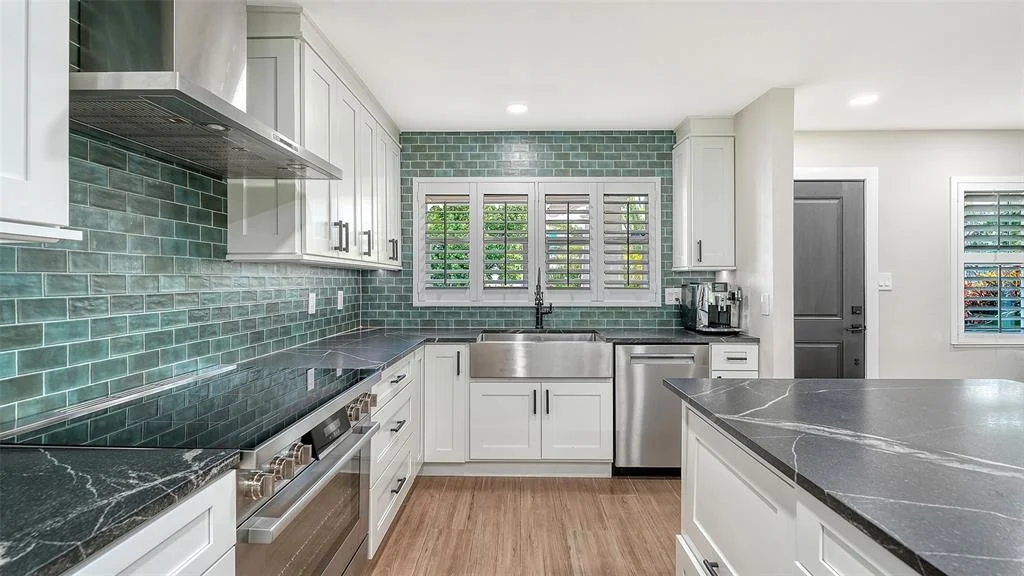Photo of 602 BUTTONWOOD DRIVE