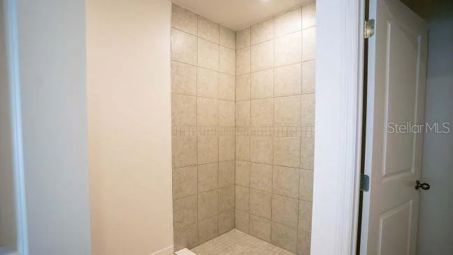 Photo of 612 BROADOAK DRIVE