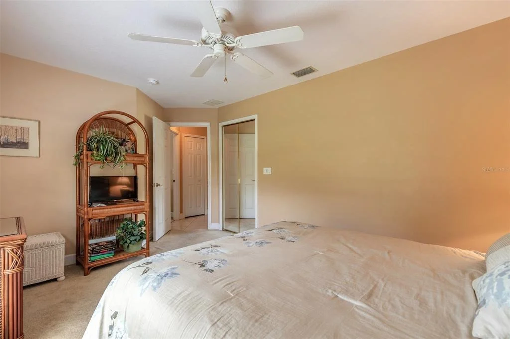 Photo of 1283 ROYAL POINTE LANE