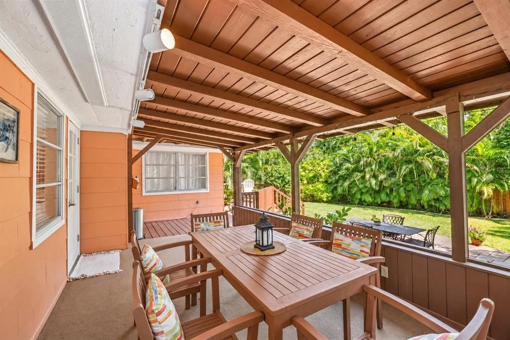 Photo of 1725 SAN MATEO DRIVE