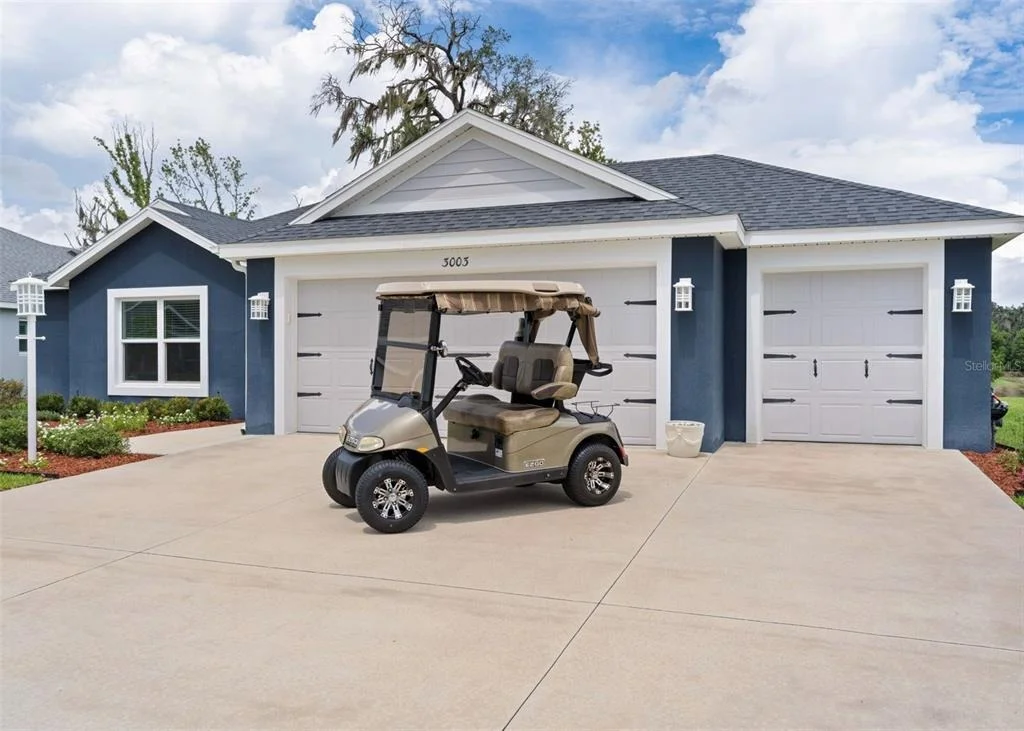 Photo of 3003 MONUMENT WAY