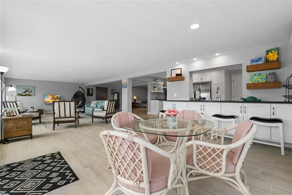 Photo of 2211 PALM TREE DRIVE