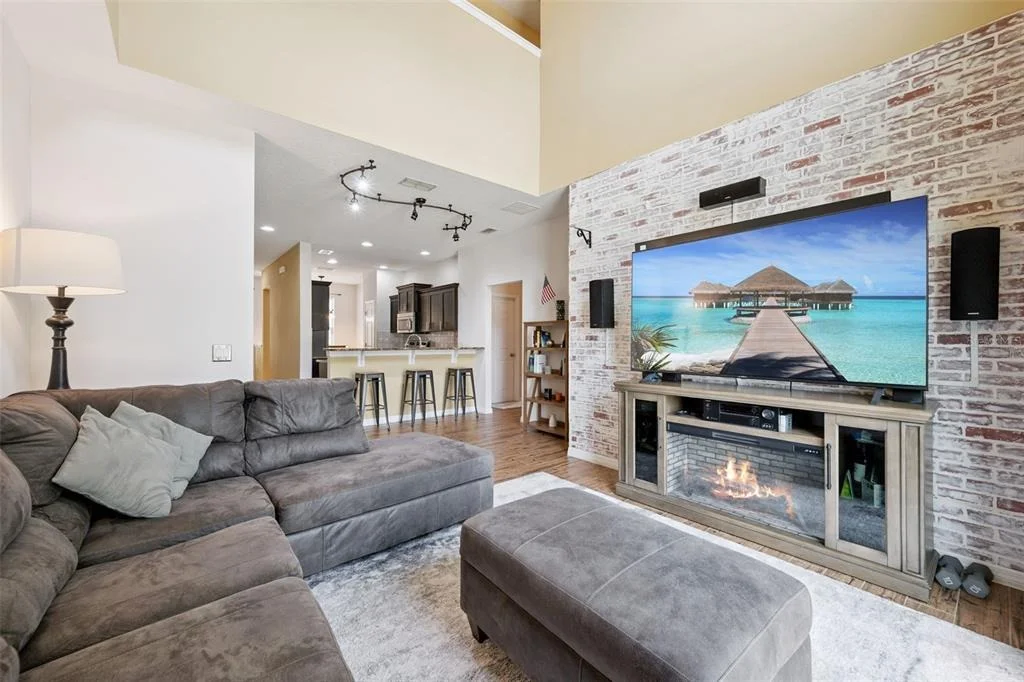 Photo of 4880 POOLSIDE DRIVE