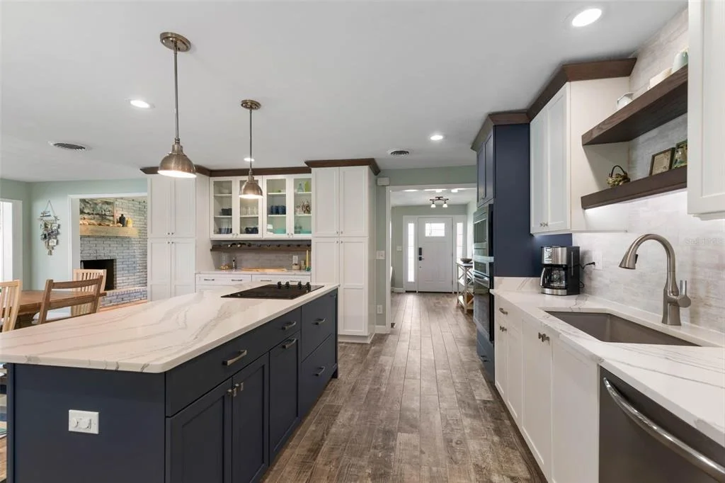 Photo of 76 BANYAN DRIVE