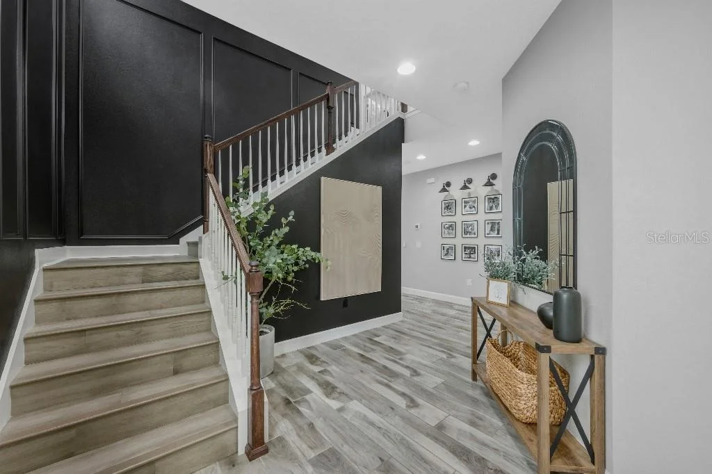 Photo of 6135 VOYAGERS PLACE
