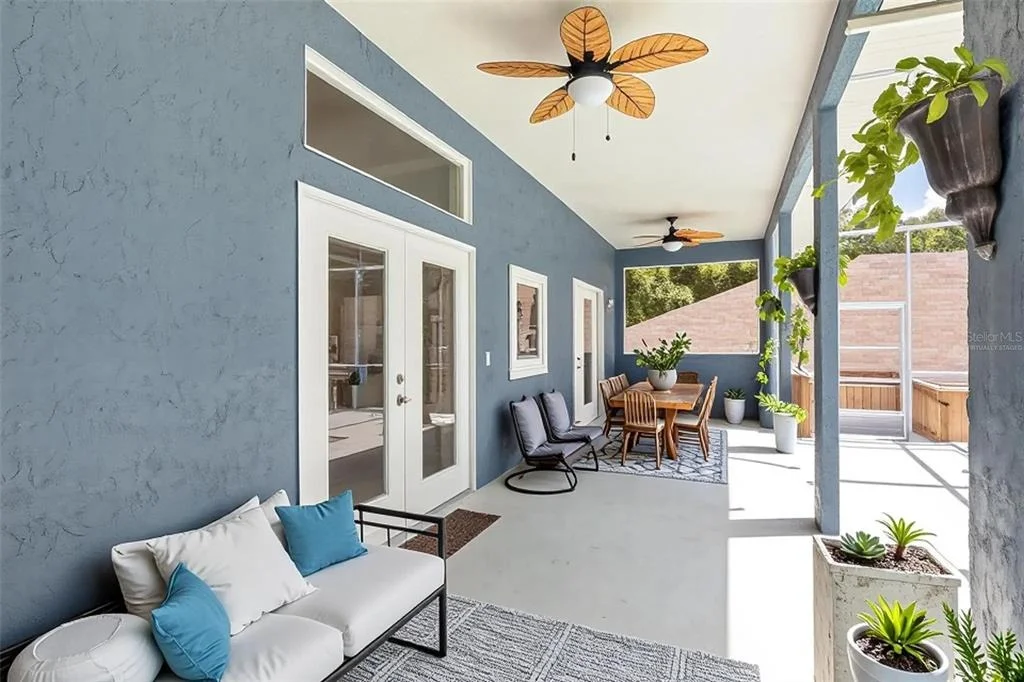 Photo of 1153 OAK TREE CIRCLE