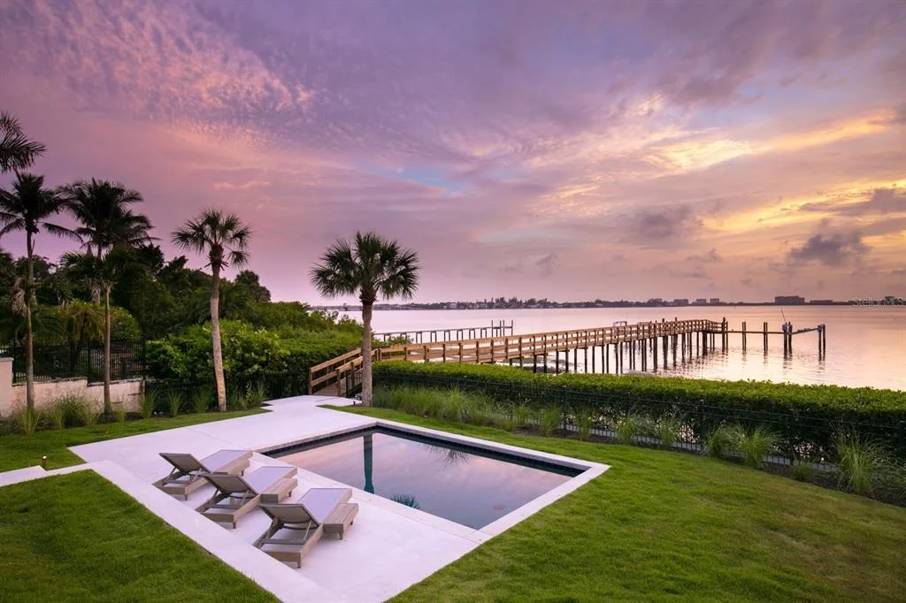 Photo of 1500 BAYVIEW DRIVE