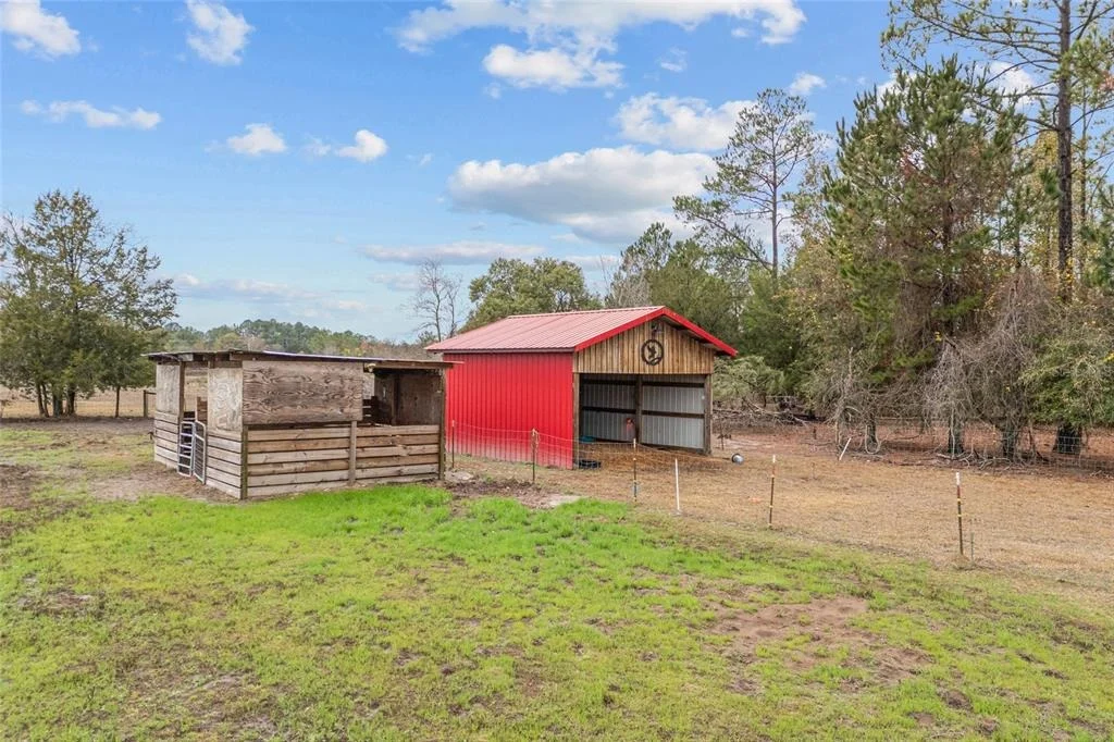 Photo of 6864 NW COUNTY ROAD 229A