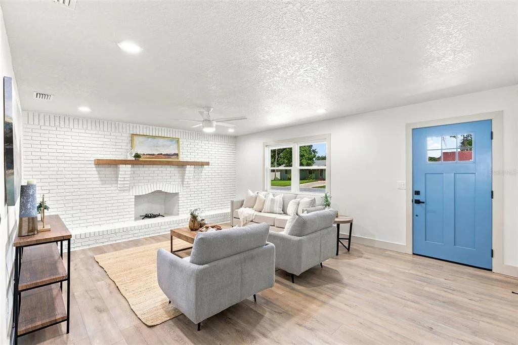 Photo of 1914 SABAL PALM DRIVE