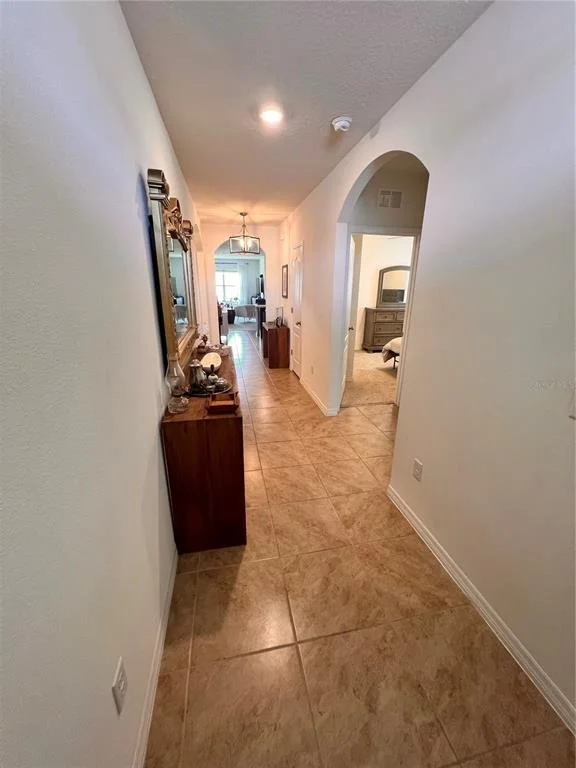 Photo of 1267 IGUANA LOOP
